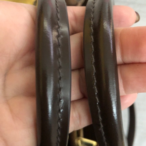 Louis Vuitton Kensington Tote - Picture 11 of 13